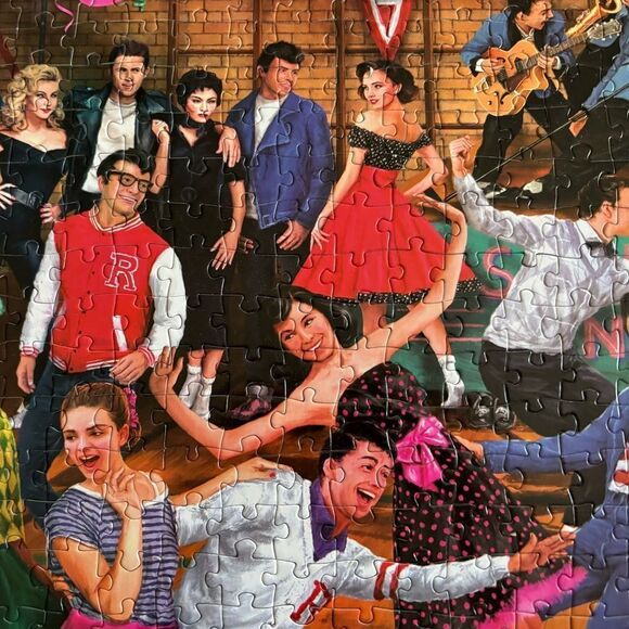 Jigsaw Puzzle 50s Sock Hop 750 Pieces - Picture 8 of 8